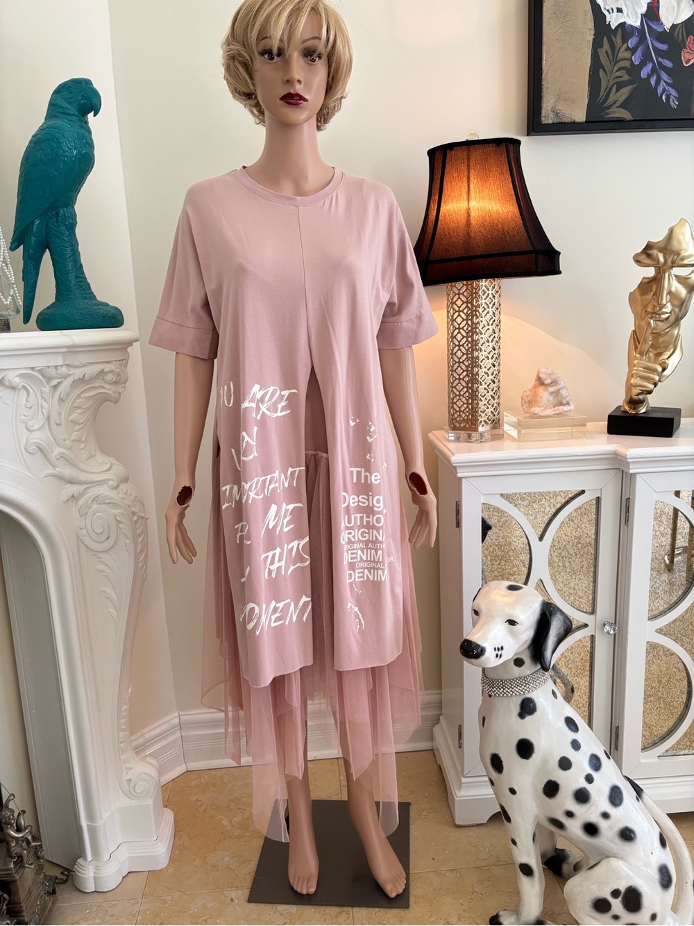 Relaxed Pink Midi Dress with Layered Tulle and Graphic Print